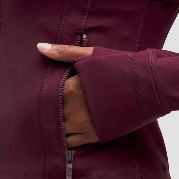 Define Cropped Jacket *Nulu™ Garnet - Picture 2 of 9